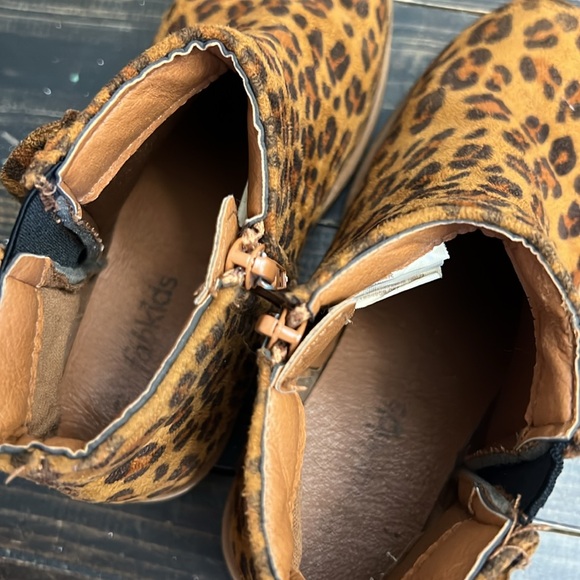Leopard Booties - Picture 3 of 6